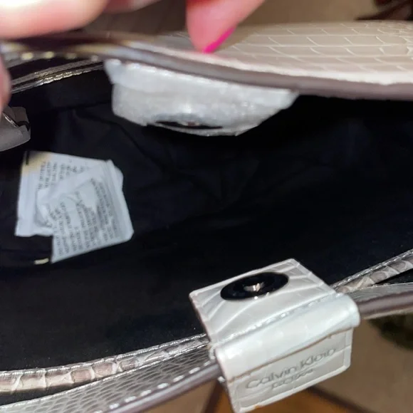 Calvin Klein Audrey Hobo Bag in Natural Croco Reptile Embossed NEW - Picture 4 of 6